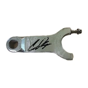 Asta di collegamento BME NHRA Cruz Pedregon autografata (usata a Norwalk) (senza certificato di autenticità) - Foto 1 di 7