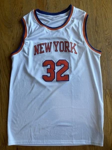 New York Knicks Stitched Jersey Karl Anthony Towns Mens XL (52) White #32 Jersey - Picture 1 of 7