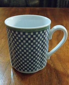 Villeroy & Boch Kaffeebecher Switch 3 Castell blau Schachbrettmuster überbacken EUC - Bild 1 von 3