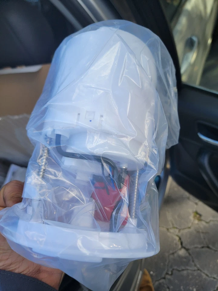 Conjunto de módulo de bomba de combustible Delphi FG1547 para Ford Fusion 2013-2019  Foto 1 de 4