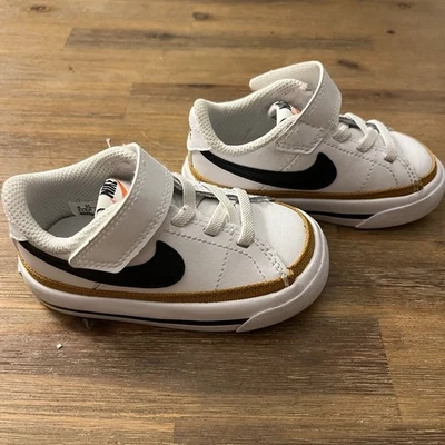 nike Toddler/ baby shoes court legacy size 5C - Image 1 of 4