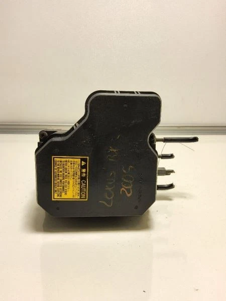 2004-2006 LEXUS RX330 Actuator and Pump Assembly; AWD, w/o adaptive cruise - Image 1 of 4