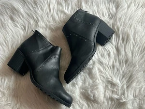 Botines de tacón grueso negros con tachuelas A2 By Aerosoles para mujer talla 10 - Imagen 1 de 9