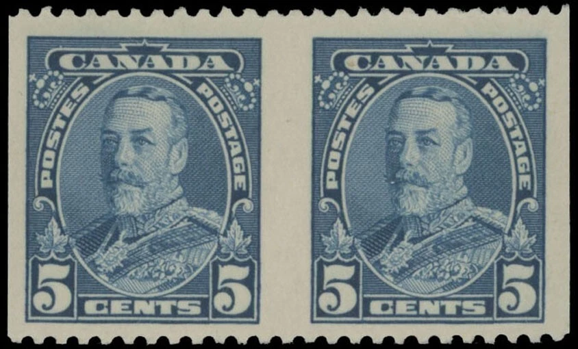1935 CANADA-KING GEORGE V 5C BLUE, PAIR IMPERF VERTICALLY, NH, UN.#221a - Image 1 of 2
