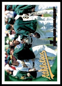 2010 TOPPS #410 OAKLAND ATHLETICS OAKLAND ATHLETICS