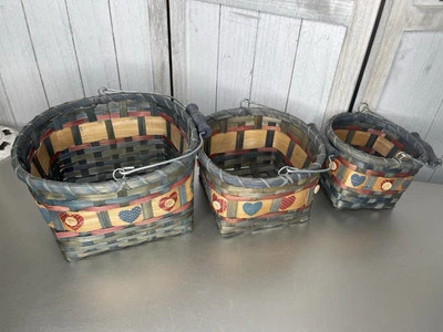 Vintage Heart Motif Wicker Basket With Handle Rustic Set Of 3 Nesting - Image 1 of 4