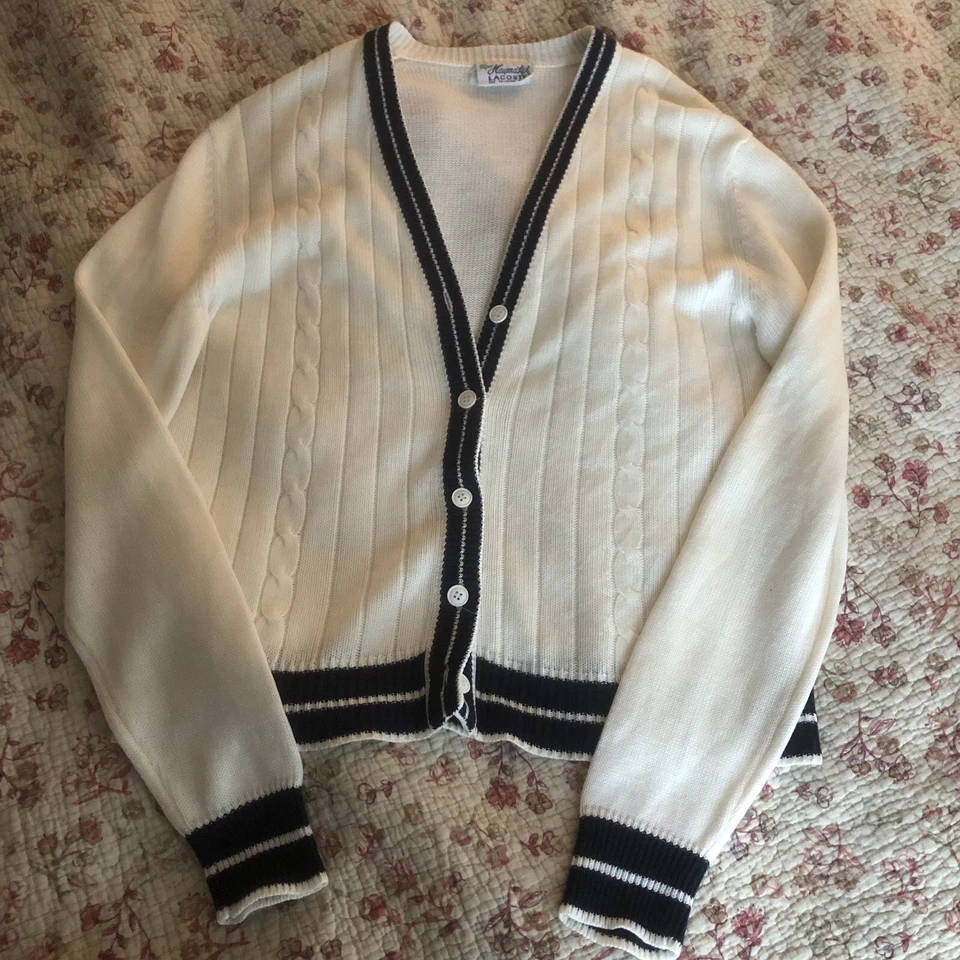 Cárdigan Lacoste crema y azul marino Foto 1 de 4