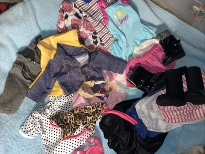 Muñeca Adora? Lote de Botas Ropa Trajes Zapatillas Foto 1 de 4