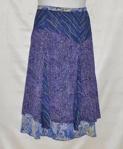 Koos por supuesto falda estampada reversible tamaño 4 azul marino - Imagen 1 de 4