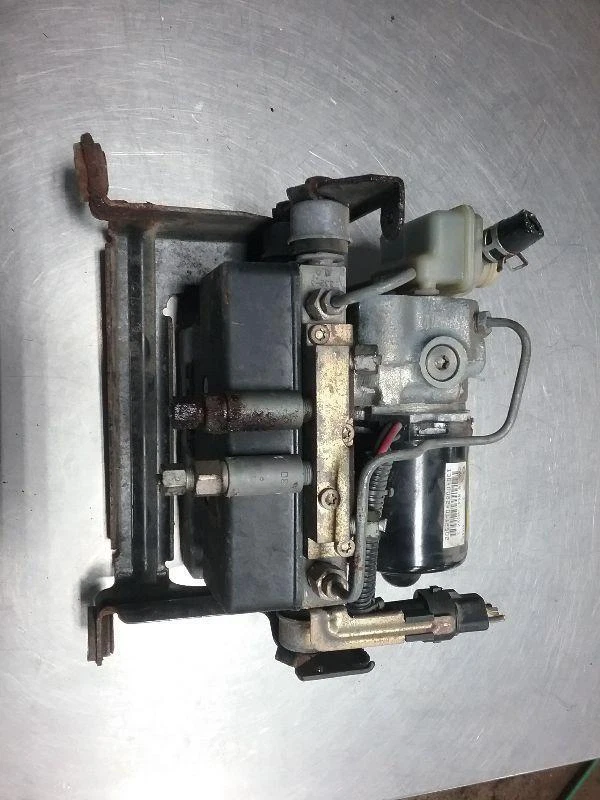 94 95 CHRYSLER LHS Piezas Freno Antibloqueo 2/943.5lw/abs Foto 1 de 3