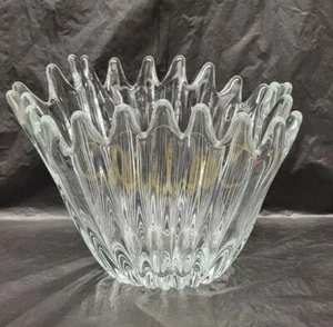 VINTAGE ART GLASS FREE FORM CLEAR VASE BOWL MID CENTURY HEAVY GLASS BOWL 3416 - Picture 1 of 12