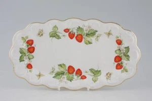 Queens - Virginia Strawberry - Gold Edge - Embossed - Tray (Giftware) - 65182G - Picture 1 of 1