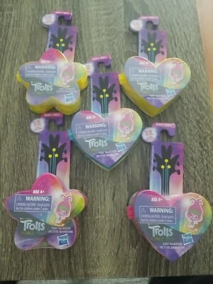 5 NUEVOS PAQUETES CIEGOS DREAMWORKS TROLLS GIRA MUNDIAL PEQUEÑOS BAILARINES SURTIDOS ENVÍO GRATUITO🔥 Foto 1 de 4