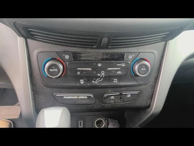 2017 FORD ESCAPE Temperature Control Front Automatic Temperature Control - Изображение 1 из 4