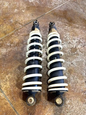 Amortiguadores traseros Kawasaki Brute Force 750 2008 2009 2012 OEM blancos 45014-0374-EH Foto 1 de 4