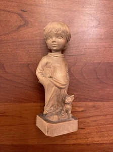 Vintage ANRI Wood Carved Boy With Newspaper And Kitten •Italy - Picture 1 of 11