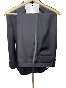 Lauren Ralph Lauren Black Label peak Collar Tuxedo 3 piece 44S 34x29 gently used - Picture 1 of 16