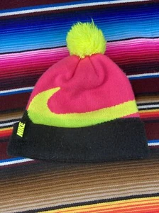 Nike Large Swoosh Color Block Youth Knit Hat Winter Ski Beanie Cap Pom Pom - Picture 1 of 12