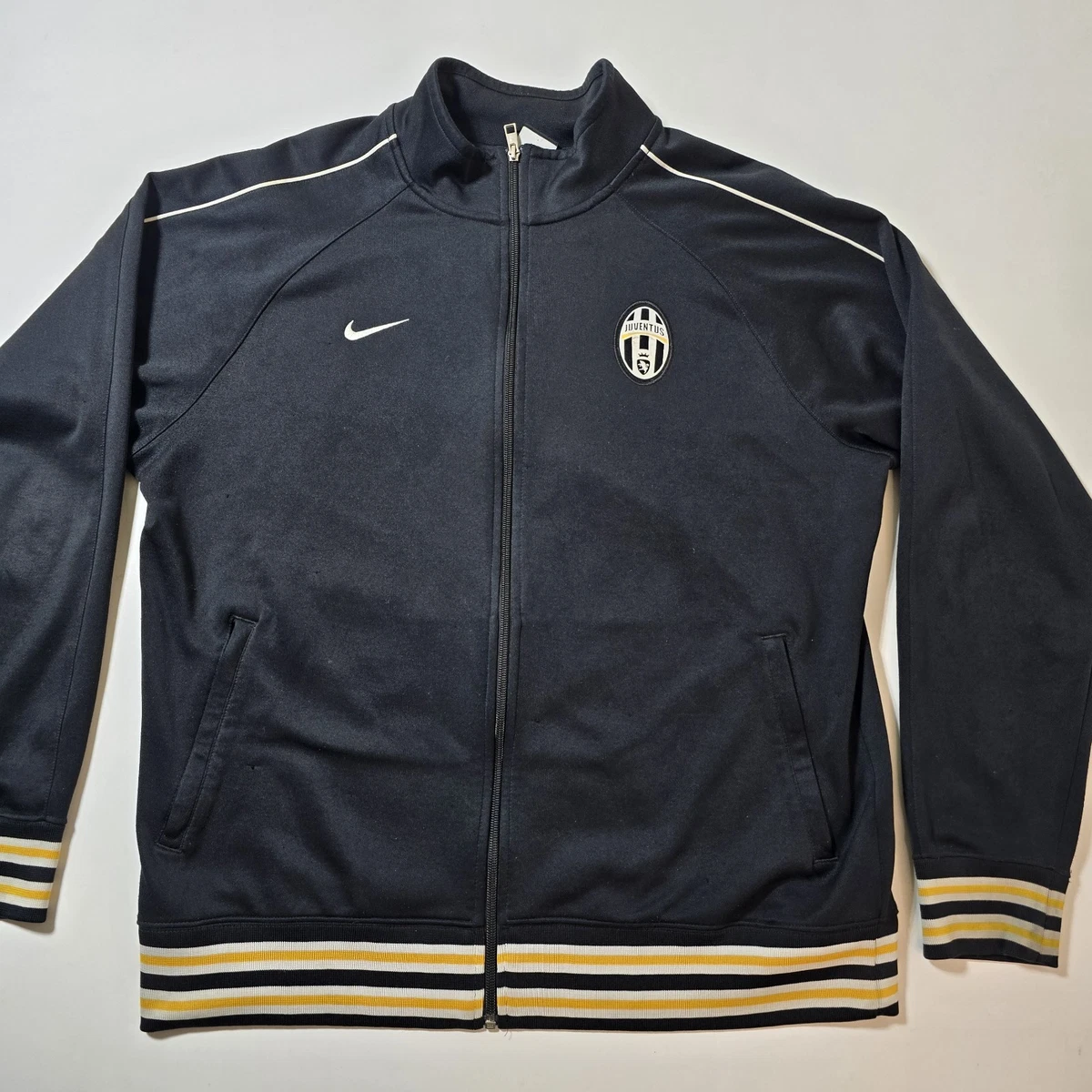 Nike Juventus ジャケット ネイビー Preços baixos em Ventilador de Futebol Clube Internacional Nike