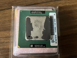 Intel Pentium III-S 1.26GHz Q225A692-1143 SL5QL - Picture 1 of 1