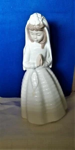 NAO by LLADRO' "Girl Praying" Figurine - Picture 1 of 6