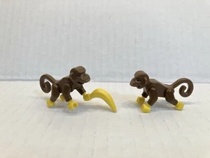 LEGO Vintage Pirates Lot of 2 Monkey Minifigures Brown w Yellow Hands & Banana - Picture 1 of 6