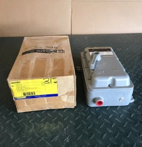 HOUSTON STOCK NEW SQUARE D H60XBD SWITCH ENCLOSURE 60 AMP NEMA 7/9 FREE SHIPPING - Picture 1 of 15