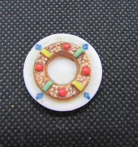 Fève Série Pâtisserie Gâteau aux fruits sec confit couronne mat #H12 - Foto 1 di 2