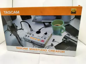 TASCAM US-42 MiNiSTUDIO CREATOR Portable Podcast Station & USB Audio Interface - Picture 1 of 6