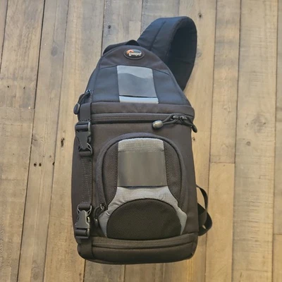  Lowepro SlingShot 100 AW Black All Weather Camera Bag Backpack - Image 1 of 4