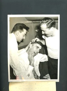 Johnny Lindell Marius Russo Stirnweiss 1943 World Series Press Photo Yankees - Picture 1 of 3