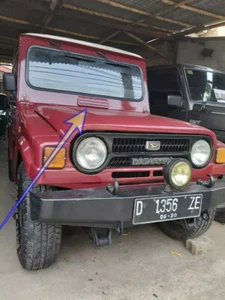 DAIHATSU TAFT F20 F50 FRONT VENTILATION and HOOD TO COWL TOP SEAL WEATHERSTRIPS  - Picture 1 of 2