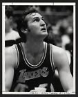 JERRY WEST Lakers 1972 Original Photo 8 x 10 Type 1 by MALCOLM EMMONS   NBA LOGO