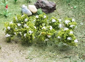 Diseño de granja de ferrocarril MP SCENERY 10 flores de saúco calibre N de 1/2" de alto - Imagen 1 de 4