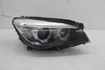 Conjunto de farol direito ADAPTATIVO CONTROLE DE FAROL XENÔNIO 4DR RACHADURAS BMW 750I 2014 - Imagem 1 de 4