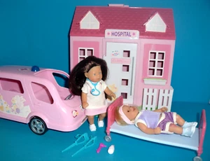 %**Mini Baby Born Hospital,Krankenwagen,14cm Ärztin,Junge mit Sportverletzung**% - Bild 1 von 7