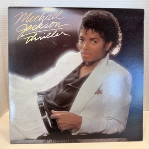 ORIGINAL Vtg 1982 MICHAEL JACKSON Album THRILLER Lp 1ST PRESSING Vinyl LP VG+ - Picture 1 of 9
