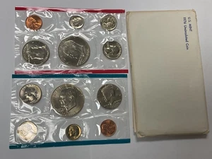 1976 MINT SET PROOF Uncirculated 2 SETS P & D Philadelphia & Denver ORIGINAL!!!! - Picture 1 of 11