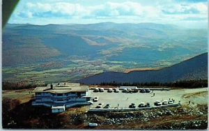 Aerial View Sky Line Inn & Parking Area, Summit of Mt. Equinox, Vermont Postcard - Picture 1 of 2