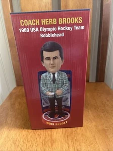 Herb Brooks Olympic Hockey Coach of USA 1980 Gold Medal 8" Bobblehead - Bild 1 von 5