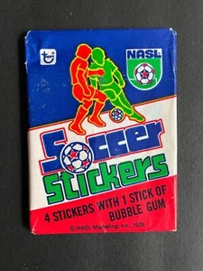 SOCCER STICKERS NASL 1979 OPC FULL UNOPENED WAX TRADING CARD PACK BY TOPPS - Picture 1 of 2