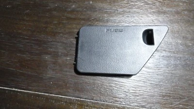 ISUZU VEHICROSS DASH FUSE COVER OEM 99-01 - Image 1 of 3