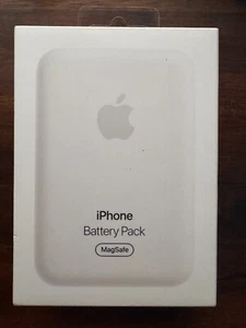 GENUINE Apple MagSafe Battery Pack - White (MJWY3AM/A) - Picture 1 of 2