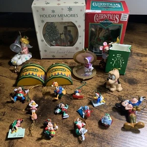 Disney Ornaments Lot Of 20 Disney & Misc Christmas Box #12 - Picture 1 of 12