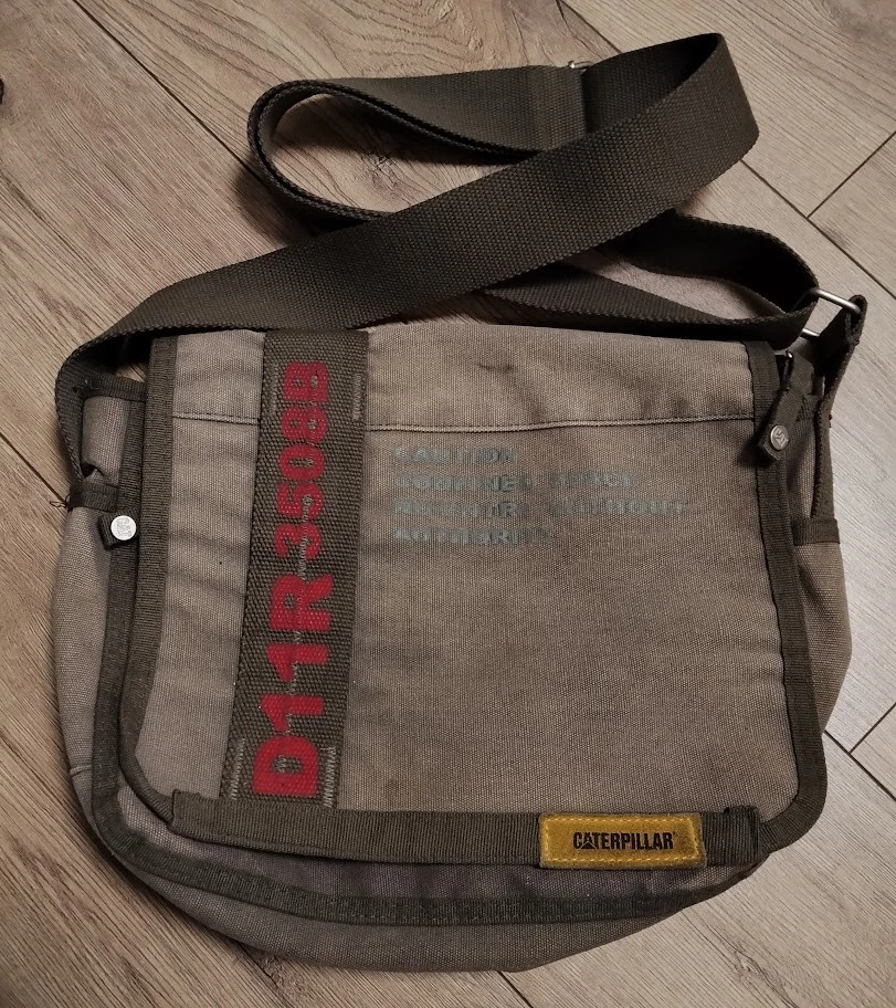 Bolso Bandolera Vintage Lona Oruga Gato Foto 1 de 4