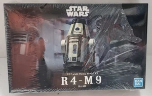 Kit Modelo Plástico Droide Astromecánico BANDAI Star Wars 1/12 R4-M9 (NUEVO EN CAJA) - Imagen 1 de 2