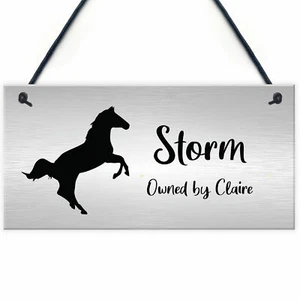 Hanging Stable Door Sign PERSONALISED Horse Name Horse Owner Gift Keepsake - Picture 1 of 9