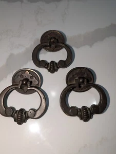 Lot Of 3 Vintage Drawer Pulls - Picture 1 of 4