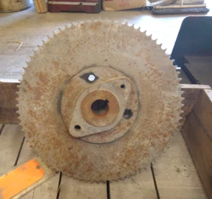 RC-60 SPROCKET 80 TOOTH with Hub Assembly 1-15/16" BORE, 1/2" KEYWAY - Picture 1 of 5