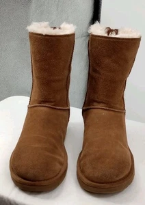 Botas clásicas UGG Australia con cremallera corta - gamuza castaño - para mujer talla 7 " - Imagen 1 de 17